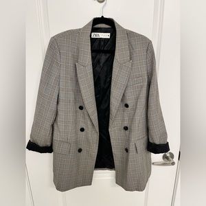 XL plaid blazer by Zara